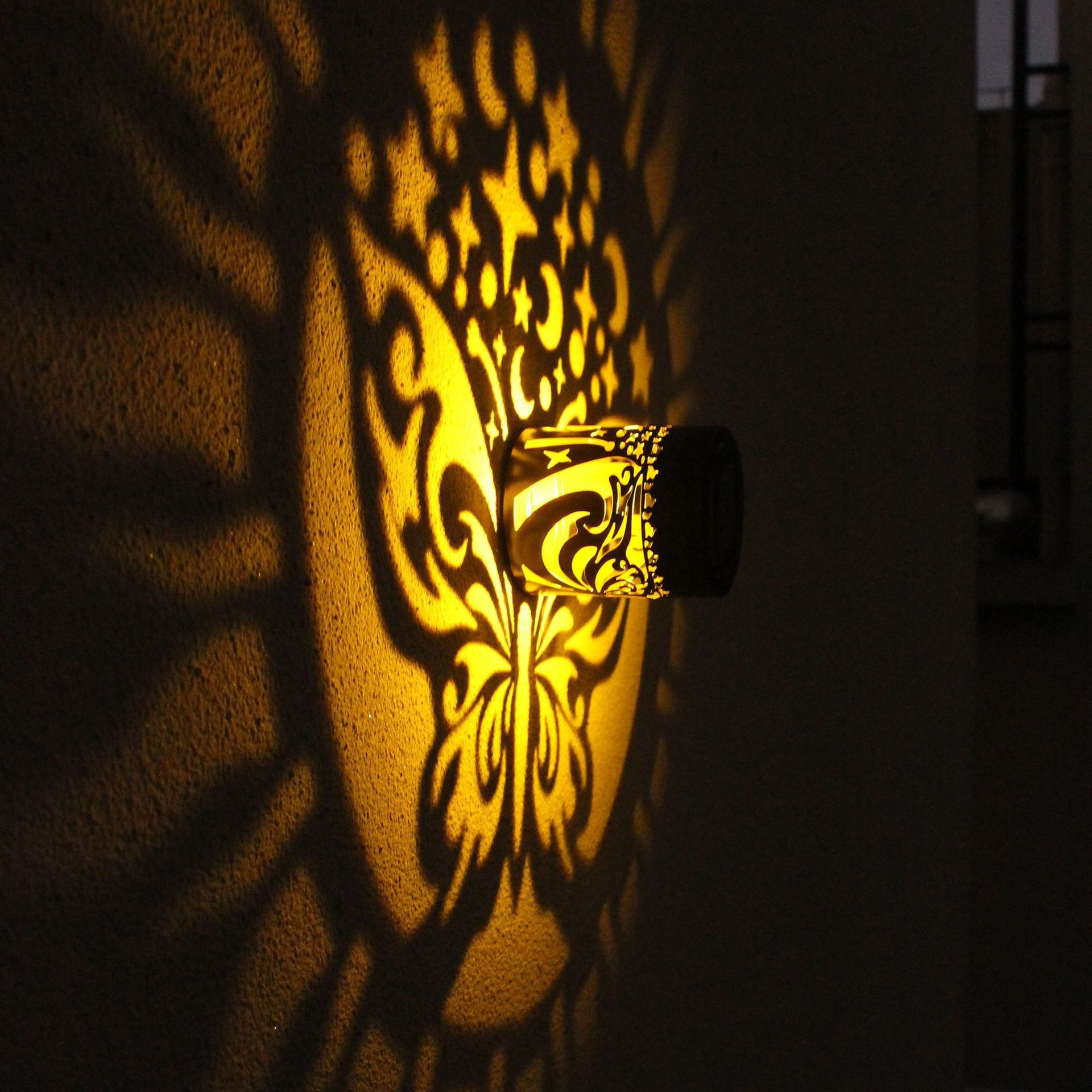 Solar Butterfly Projection Lam - Outdoor Lighting Switch ulasan dan harga
